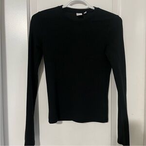 Aritzia TNA Black Waffle Knit Textured
Long Sleeve Top SMALL